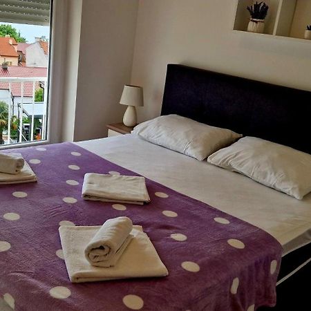 Apartman Lara Crikvenica Bagian luar foto